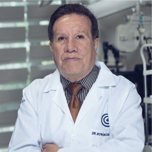 Dr. Byron Sancho Herdoiza , Excimer Laser, Clinica Sancho